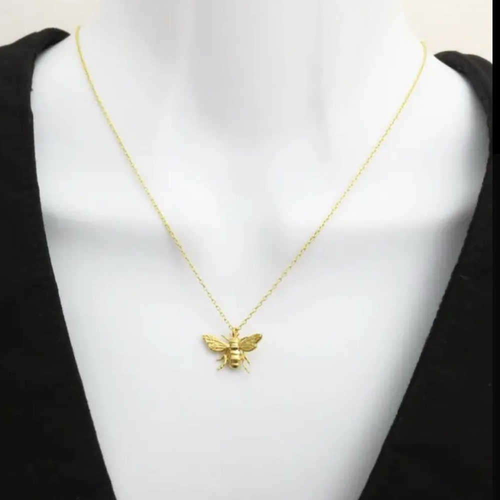 Gold Bee Pendant Necklace